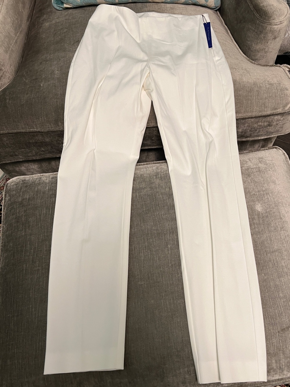 NWT Elie Tahari Juliette Skinny Long Pant White Size 6